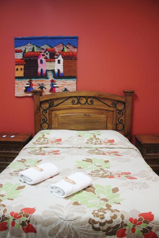 Casa Hualpa Hostel Lima Bagian luar foto