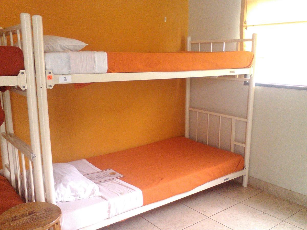 Casa Hualpa Hostel Lima Bagian luar foto