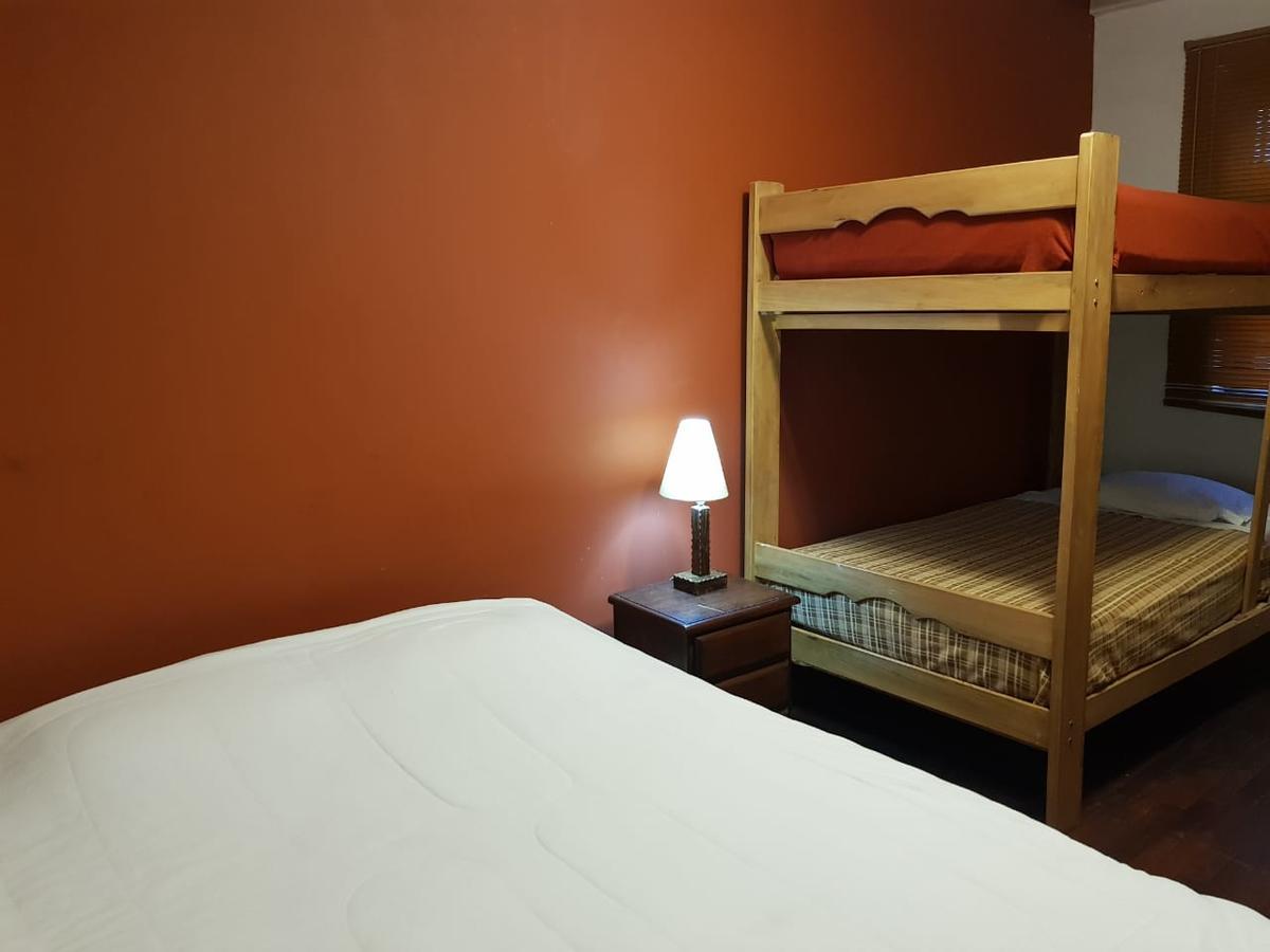 Casa Hualpa Hostel Lima Bagian luar foto