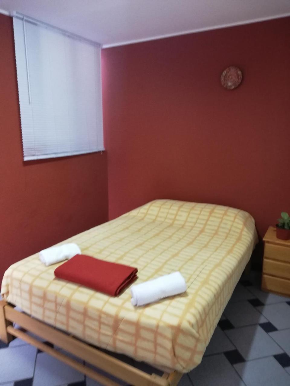 Casa Hualpa Hostel Lima Bagian luar foto